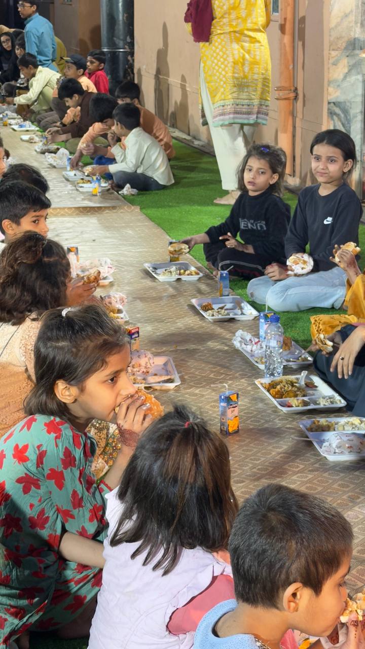 Sharing meals with children in the evening